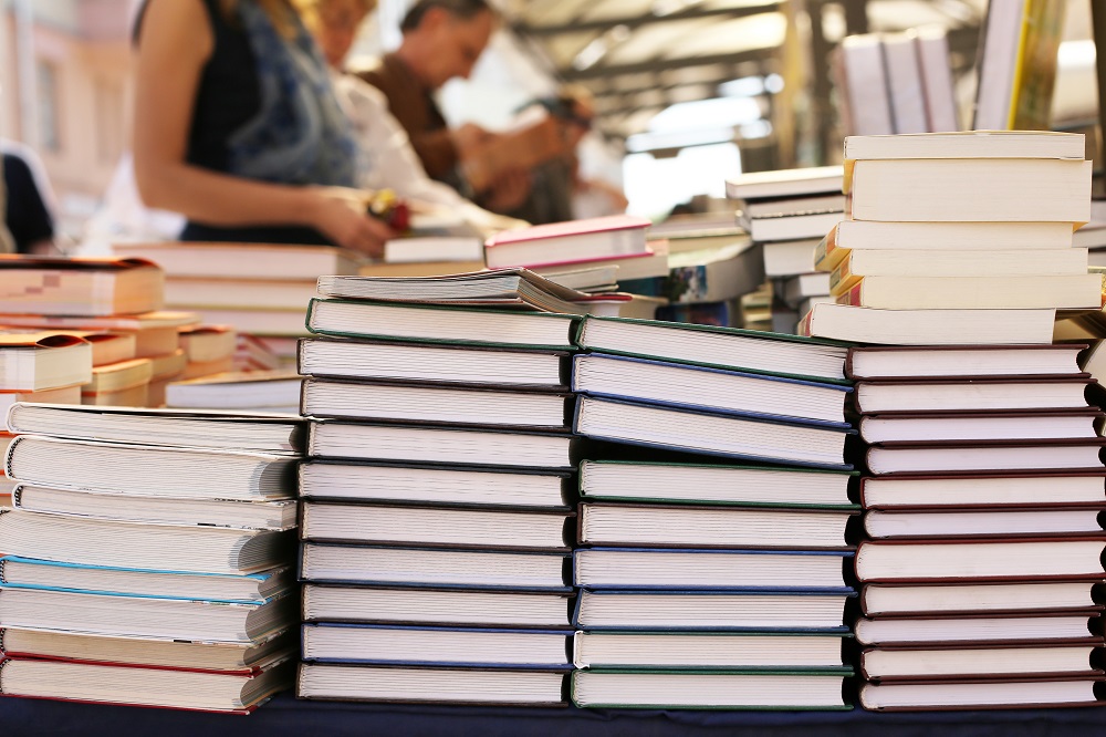 Personalizacja w druku książek – jak stworzyć unikalny produkt?